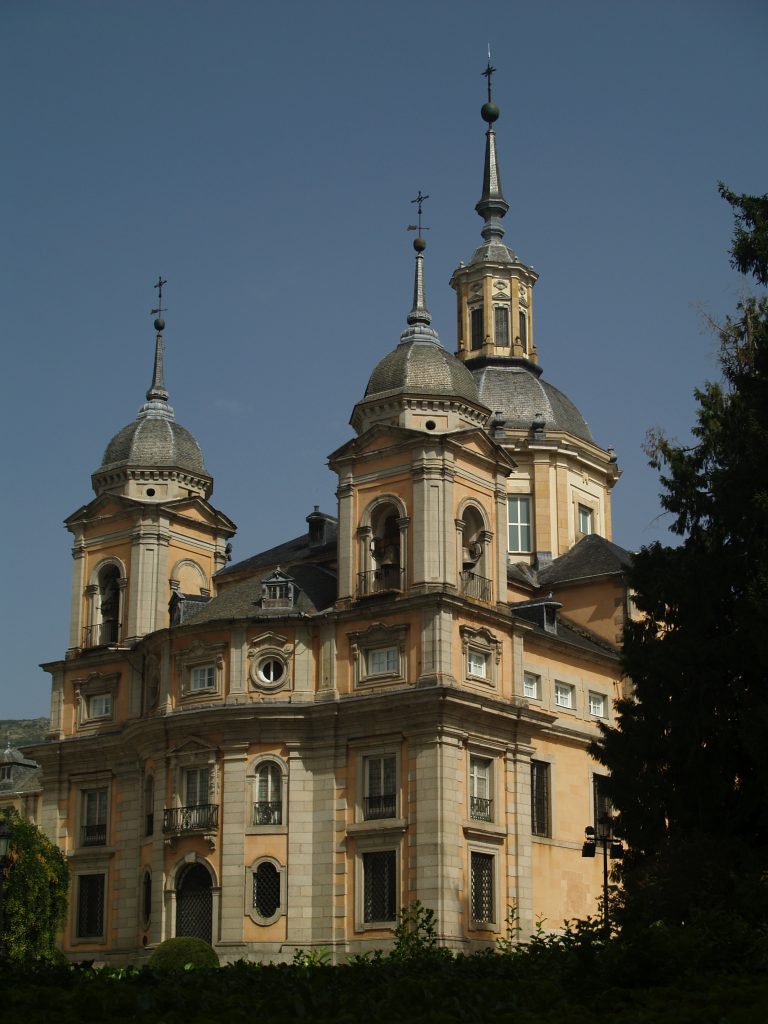 Real Colegiata de la Santísima Trinidad (en La Granja de San Ildefonso, Segovia)